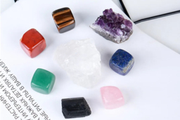 Natural Energy Lamp with Healing Crystals for Spiritual Calm - thumbnail 3