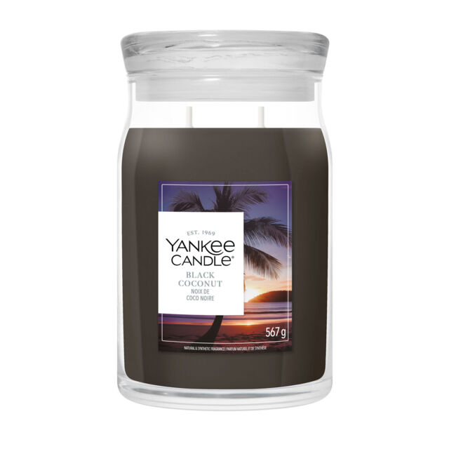 Black Coconut Candle Yankee Candle - Floral - image 1