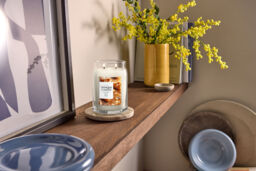 Caramel Kiss Candle Yankee Candle, Neutrals - Sweet & Spicy - thumbnail 4