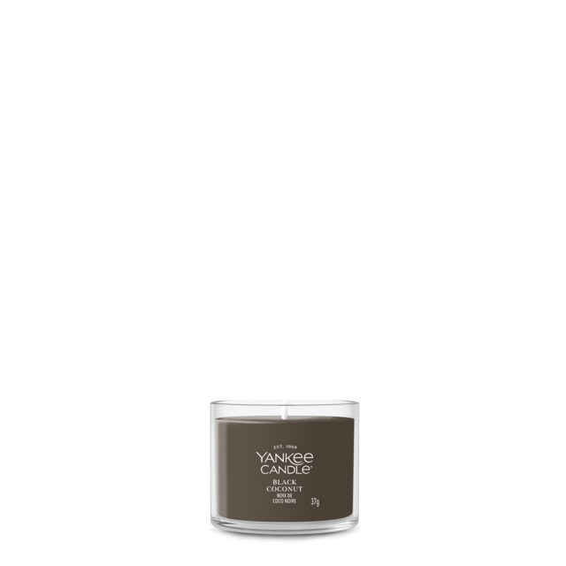 Black Coconut Candle Yankee Candle - Floral - image 1