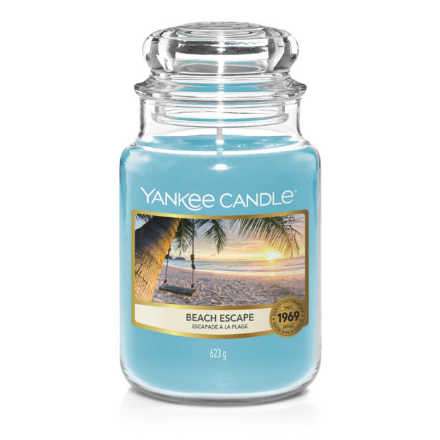 Beach Escape Candle Yankee Candle, Blue, 10.7cm x 16.8cm - Floral