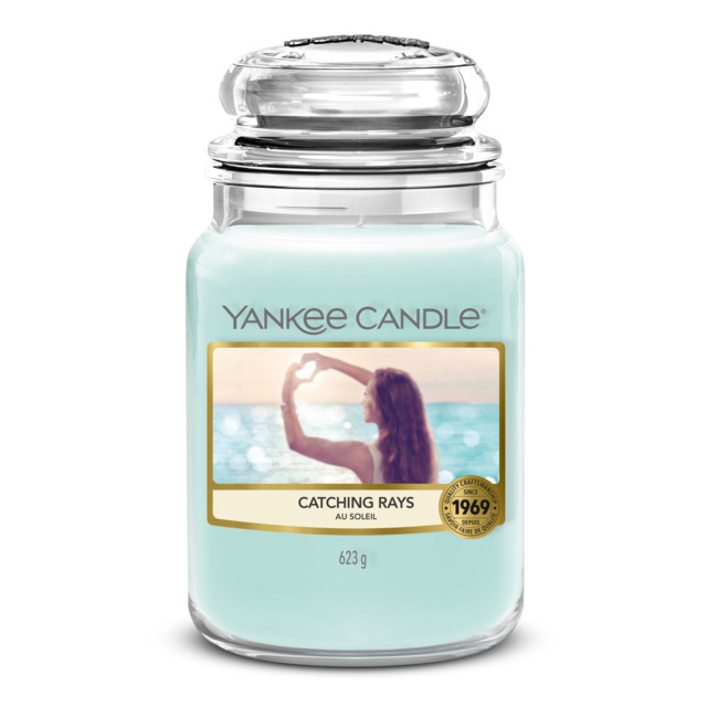 Catching Rays Candle Original Large Jar Candle Yankee Candle, Blue, 10.7cm x 16.8cm - Fresh & Clean - image 1