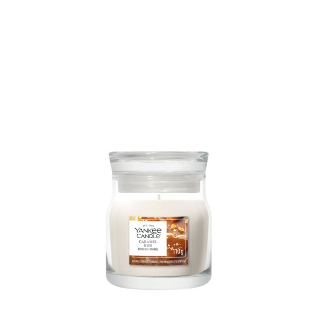 Caramel Kiss Candle Yankee Candle, Neutrals - Sweet & Spicy