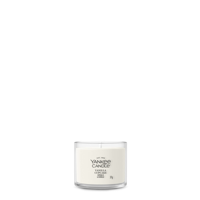 Vanilla Cupcake Candle Yankee Candle, Yellow - Sweet & Spicy - image 1
