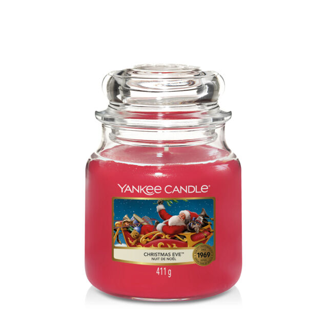 Christmas Eve Candle Original Medium Jar Candle Yankee Candle, Red, 10.7cm x 12.7cm - Sweet & Spicy - image 1