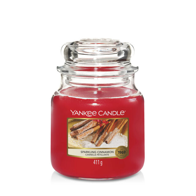 Sparkling Cinnamon Original Medium Jar Candle Yankee Candle, Red, 10.7cm x 12.7cm - Sweet & Spicy