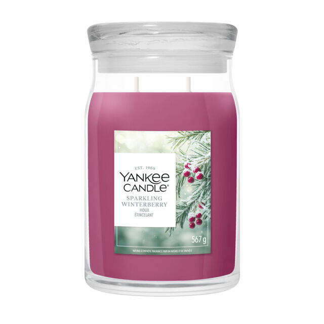 Sparkling Winterberry Candle Yankee Candle, Red - Fresh & Clean - image 1