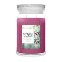 Sparkling Winterberry Candle Yankee Candle, Red - Fresh & Clean - thumbnail 2