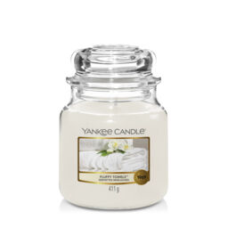 Fluffy Towels™ Candle Original Medium Jar Candle Yankee Candle, White, 10.7cm x 12.7cm - Fresh & Clean - thumbnail 1