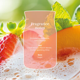 White Strawberry Bellini Candle Yankee Candle, Pink - Fruity - thumbnail 4