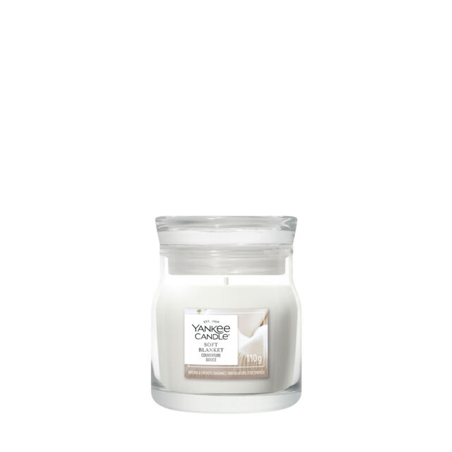 Soft Blanket Candle Yankee Candle, White - Fresh & Clean - image 1