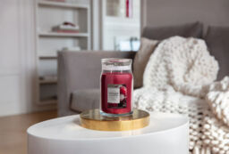 Woodland Spice Candle Yankee Candle, Red - Fruity - thumbnail 4
