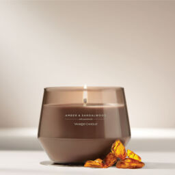 Amber & Sandalwood Candle Studio Collection Candle Yankee Candle, Brown, 10cm x 8cm - Fresh & Clean - thumbnail 4