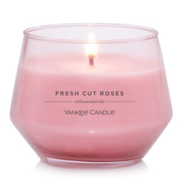 Fresh Cut Roses Candle Studio Collection Candle Yankee Candle, Pink, 10cm x 8cm - Floral - thumbnail 2