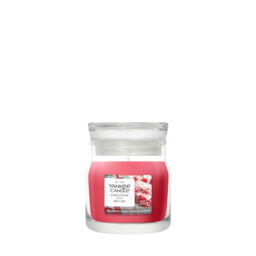 Christmas Eve Candle Yankee Candle, Red - Sweet & Spicy - thumbnail 1