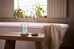 Sagewood & Seagrass Candle WoodWick, Blue - Fresh & Clean - thumbnail 4