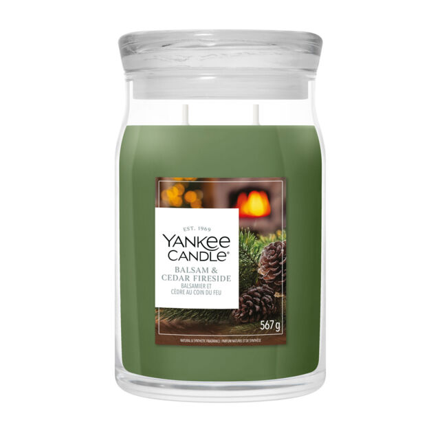 Balsam & Cedar Fireside Candle Yankee Candle, Green - Woody - image 1