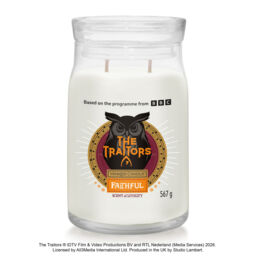 The Traitors: Faithful Candle Signature Large Jar Candle Yankee Candle, Black - Fresh & Clean - thumbnail 1