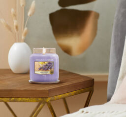 Lemon Lavender Candle Original Medium Jar Candle Yankee Candle, Purple, 10.7cm x 12.7cm - Citrus - thumbnail 4