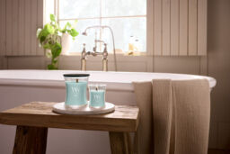Sea Spray Candle WoodWick, Blue - Fresh & Clean - thumbnail 5