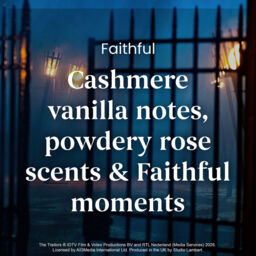 The Traitors: Faithful Candle Original Large Jar Candle Yankee Candle, Black, 10.7cm x 16.8cm - Fresh & Clean - thumbnail 3