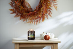 Witches Brew Candle Original Large Jar Candle Yankee Candle, Black, 10.7cm x 16.8cm - Woody - thumbnail 4