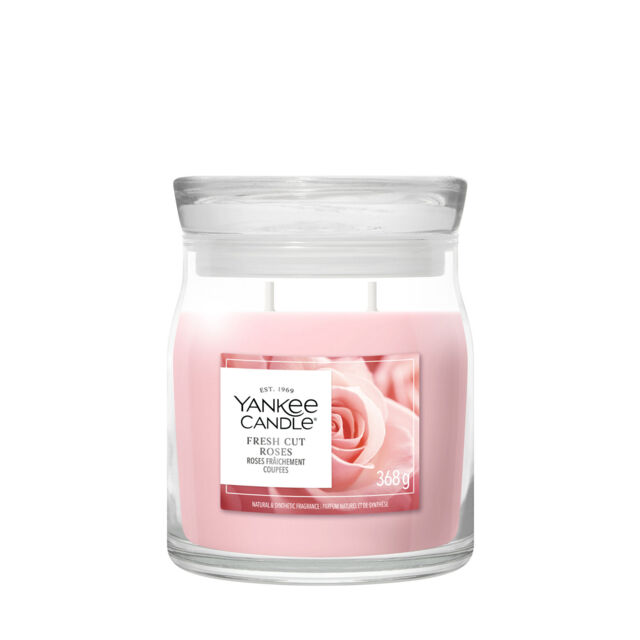 Fresh Cut Roses Candle Yankee Candle, Pink - Floral - image 1