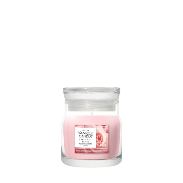 Fresh Cut Roses Candle Yankee Candle, Pink - Floral - image 1