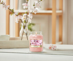 Cherry Blossom Candle Original Large Jar Candle Yankee Candle, Pink, 10.7cm x 16.8cm - Fruity - thumbnail 4