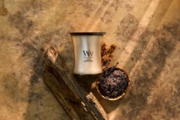 Cypress Ore Candle WoodWick, White, 9.9cm x 9.9cm x 11.4cm - Ambery - thumbnail 6