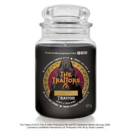 The Traitors: Traitor Candle Original Large Jar Candle Yankee Candle, White, 10.7cm x 16.8cm - Woody - thumbnail 1