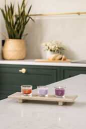 Autumn Daydream Candle Yankee Candle, Red - Fresh & Clean - thumbnail 4