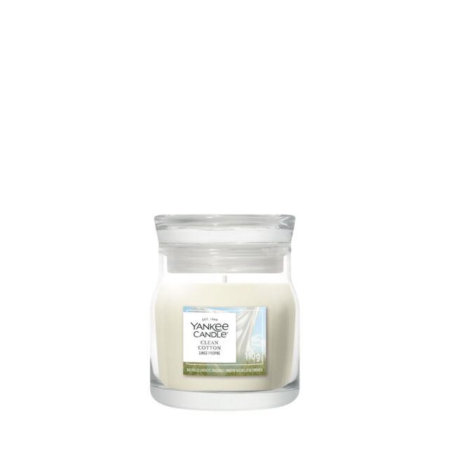 Clean Cotton Candle Yankee Candle, White - Fresh & Clean