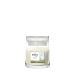 Clean Cotton Candle Yankee Candle, White - Fresh & Clean