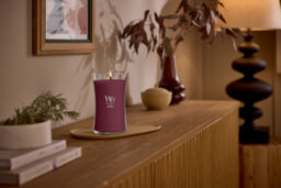 Dark Cherry Candle WoodWick, Red - Fruity & Citrus - thumbnail 4