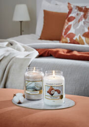 Soft Blanket Candle Original Large Jar Candle Yankee Candle, White, 10.7cm x 16.8cm - Fresh & Clean - thumbnail 6