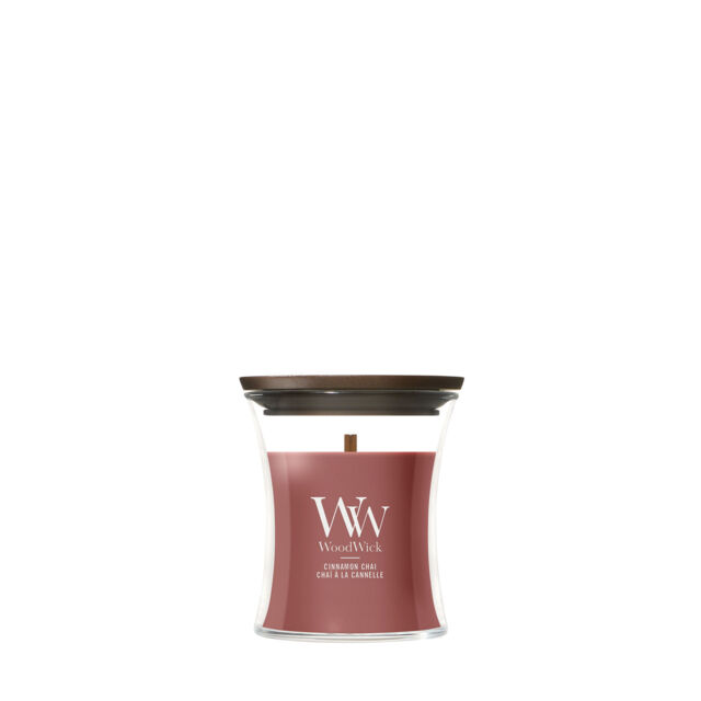 Cinnamon Chai Candle WoodWick, Red - Gourmand - image 1