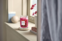 Red Raspberry Candle Yankee Candle - Fruity - thumbnail 4