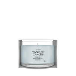 Snow Kissed Pine Candle Yankee Candle, White - Fresh & Clean - thumbnail 2