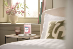 Pink Sands Candle Yankee Candle - Floral - thumbnail 4