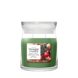 Shimmering Christmas Tree Candle Yankee Candle, Green - Woody - thumbnail 2