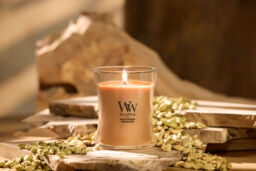 Golden Bourbon Candle WoodWick, Yellow, 9.9cm x 9.9cm x 11.4cm - Woody - thumbnail 4