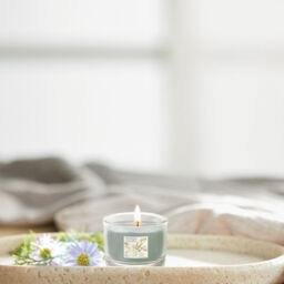 Serenity Stone Candle Yankee Candle, Green, 5.4cm x 4.4cm - Fresh & Clean - thumbnail 3
