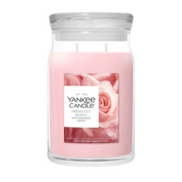 Fresh Cut Roses Candle Yankee Candle, Pink - Floral - thumbnail 2