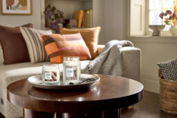 Warm Cashmere Candle Yankee Candle, Brown - Fresh & Clean - thumbnail 4
