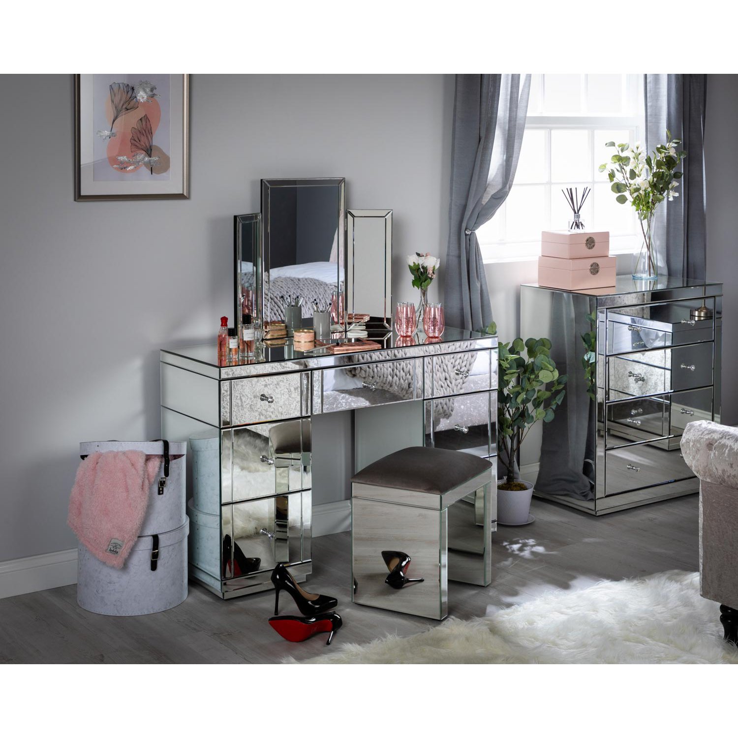 Silver Mirrored Dressing Table Set With, Monroe Silver Mirrored Dressing Table