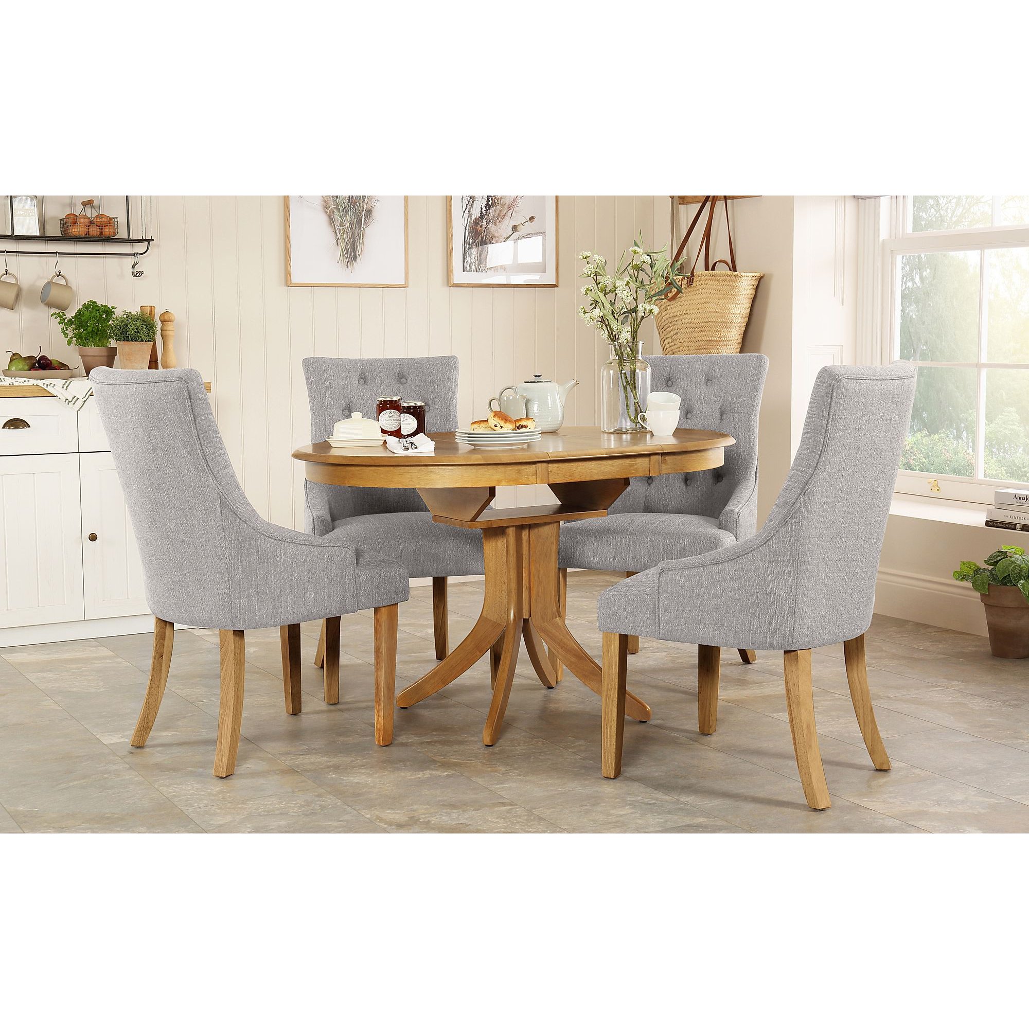 Hudson Round Oak Extending Dining Table with 4 Duke Light Grey Fabric