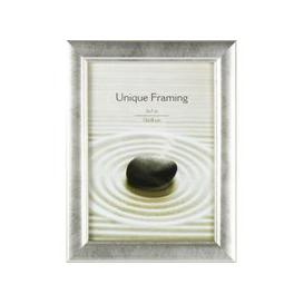 "Classic Silver Photograph Frame (7"" x 5"")"
