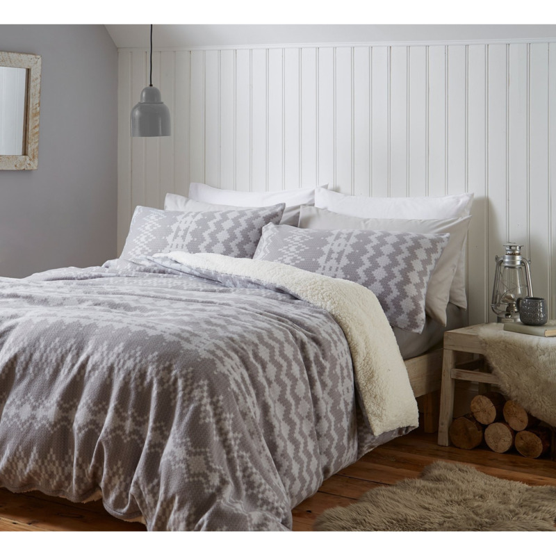 Catherine Lansfield Alpine Fleece Christmas Bedding King by Argos