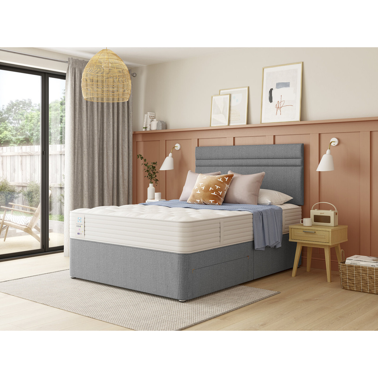Sealy Broxton Extra Firm Divan Bed Set by Bensons for Beds